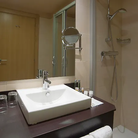 Готель Sercotel Codina Сан-Себастьян