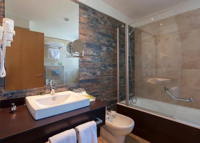 Sercotel Codina Hotel